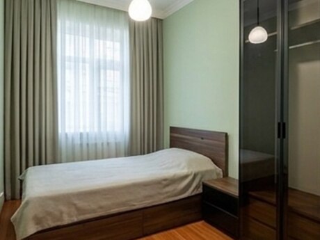 3 otaqlı köhnə tikili - Nəsimi m. - 90 m²