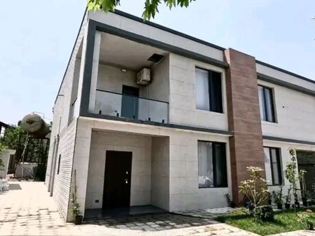 5 otaqlı həyət evi/bağ evi - Novxanı q. - 430 m²