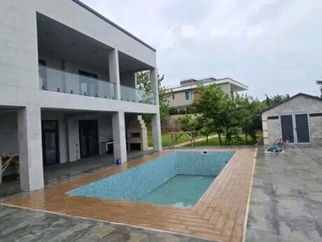 5 otaqlı həyət evi/bağ evi - Novxanı q. - 430 m²