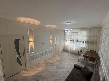 2 otaqlı köhnə tikili - Memar Əcəmi m. - 45 m²