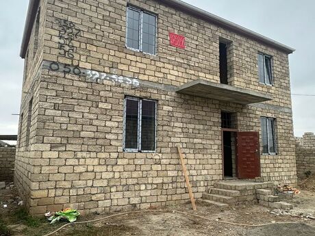 5 otaqlı həyət evi/bağ evi - Ramana q. - 200 m²