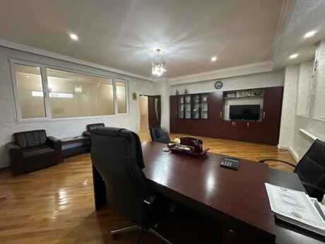 2-комн. офис - м. Насими - 105 м²