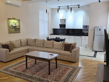 Elan №5990841 - Bakı, Nəriman Nərimanov m., 3 otaqlı, 115 m², 17/19 mərtəbə