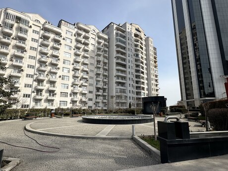 3 otaqlı yeni tikili - Elmlər Akademiyası m. - 147 m²