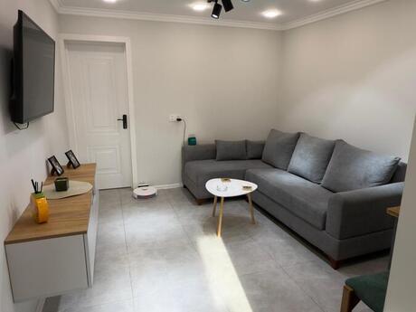 2 otaqlı həyət evi/bağ evi - Sabunçu q. - 40 m²