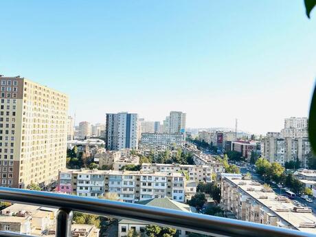 4 otaqlı yeni tikili - İnşaatçılar m. - 153 m²