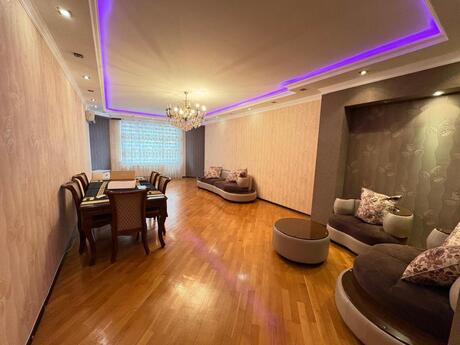 3 otaqlı yeni tikili - Şah İsmayıl Xətai m. - 152 m²