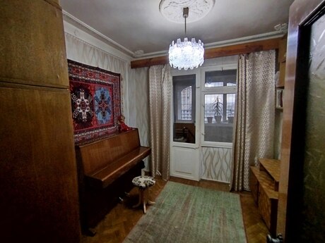 4 otaqlı köhnə tikili - Əhmədli m. - 105 m²