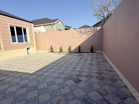 4 otaqlı həyət evi/bağ evi - Binə q. - 130 m²