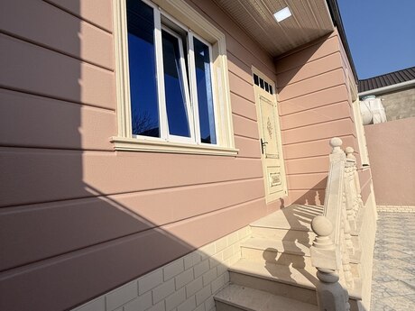4 otaqlı həyət evi/bağ evi - Binə q. - 130 m²