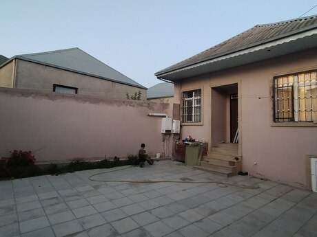 Satılır 3 otaqlı həyət evi/bağ evi 133 m², Masazır q.