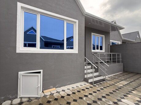 4 otaqlı həyət evi/bağ evi - Binə q. - 110 m²