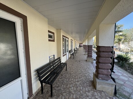 9 otaqlı həyət evi/bağ evi - Xaçmaz - 115 m²