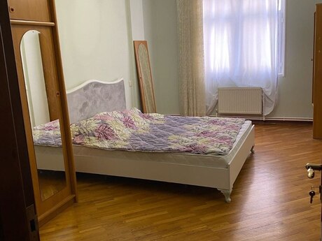 Kirayə 3 otaqlı mənzil, 110 m², İnşaatçılar: 1 000 ₼/ay 4