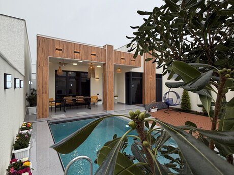 4 otaqlı həyət evi/bağ evi - Şüvəlan q. - 130 m²