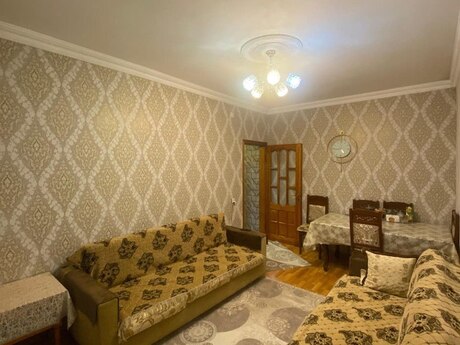 2 otaqlı köhnə tikili - Yeni Günəşli q. - 60 m²