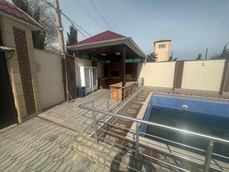 5 otaqlı həyət evi/bağ evi - Novxanı q. - 300 m²