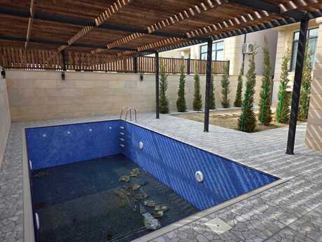 6 otaqlı həyət evi/bağ evi - Badamdar q. - 520 m²