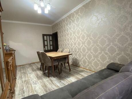 2 otaqlı köhnə tikili - Memar Əcəmi m. - 65 m²