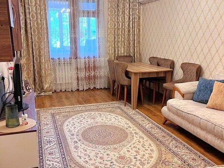 3 otaqlı köhnə tikili - Nəriman Nərimanov m. - 90 m²