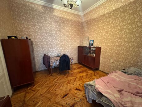 2 otaqlı köhnə tikili - 28 May m. - 50 m²