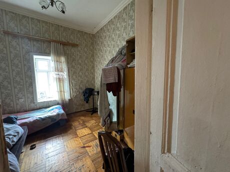 2 otaqlı köhnə tikili - 28 May m. - 50 m²