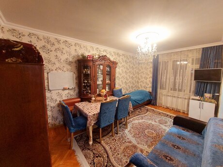 2 otaqlı köhnə tikili - Azadlıq Prospekti m. - 50 m²