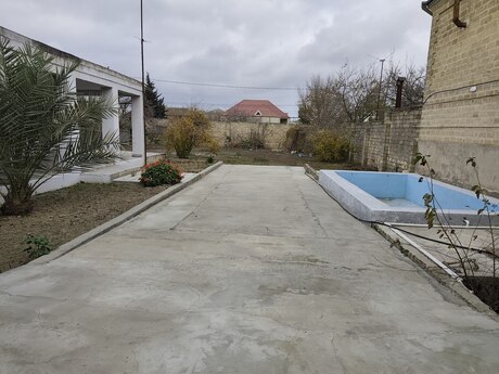 5 otaqlı həyət evi/bağ evi - Maştağa q. - 200 m²