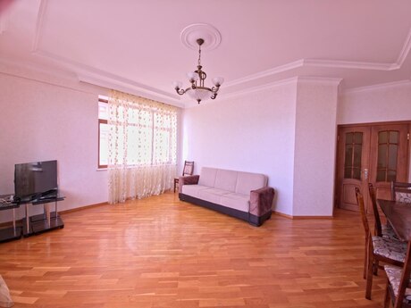 3 otaqlı yeni tikili - Elmlər Akademiyası m. - 120 m²