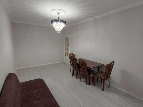 2 otaqlı köhnə tikili - Yeni Günəşli q. - 65 m²