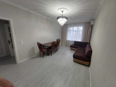 2 otaqlı köhnə tikili - Yeni Günəşli q. - 65 m²