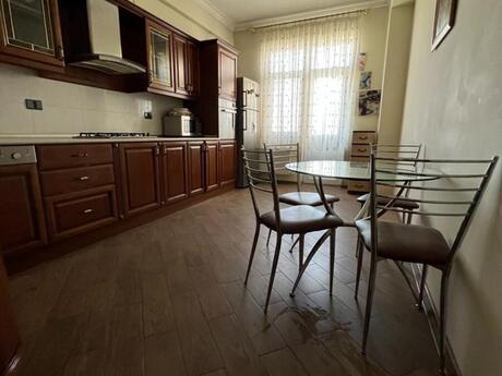 3 otaqlı yeni tikili - 20 Yanvar m. - 123 m²