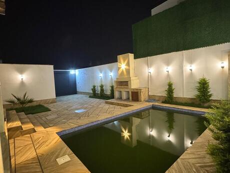 4 otaqlı həyət evi/bağ evi - Mərdəkan q. - 140 m²