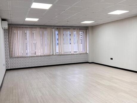 Elan №5992756 - Bakı, Nərimanov r., 3 otaqlı, 137 m²