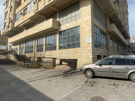Obyekt - Nizami m. - 380 m²