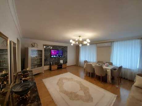 3 otaqlı mənzil, 63 m², 28 May: 215 000 ₼ 2