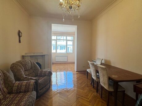 Объявление №5992843 - Баку, м. 28 мая, 2-комн., 65 м², 5/5 этаж