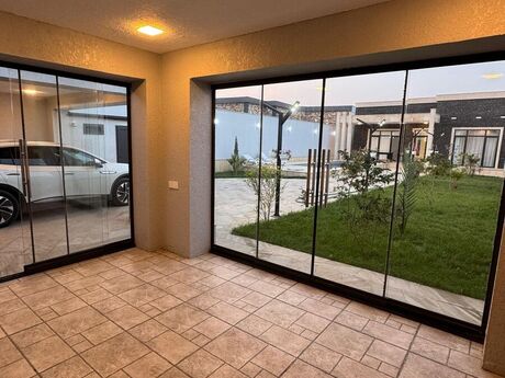 4 otaqlı həyət evi/bağ evi - Mərdəkan q. - 180 m²