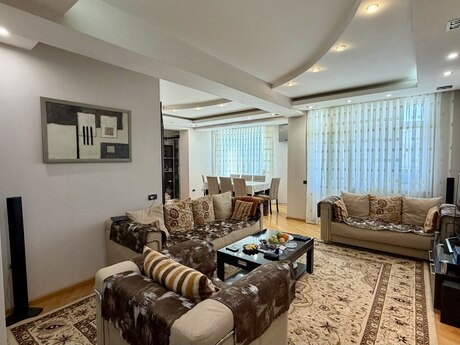 Elan №5992925 - Bakı, Həzi Aslanov m., 4 otaqlı, 155 m², 6/13 mərtəbə