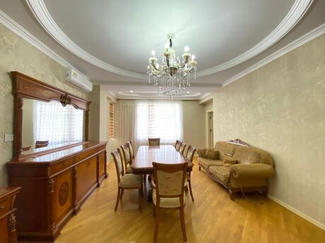 Объявление №5992946 - Баку, пос. Бадамдар, 4-комн., 150 м², 3/16 этаж