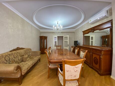 4 otaqlı yeni tikili - Badamdar q. - 150 m²