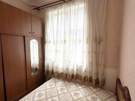2 otaqlı köhnə tikili - Nizami m. - 45 m²