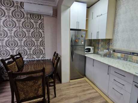 2 otaqlı köhnə tikili - Memar Əcəmi m. - 50 m²