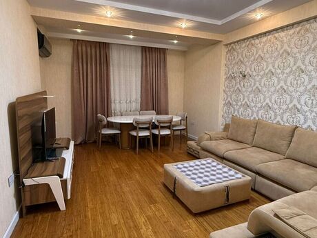 Kirayə 3 otaqlı mənzil, 121 m², 28 May: 1 800 ₼/ay 5