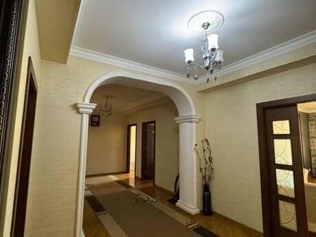 4-комн. новостройка - Насиминский р. - 172 м²