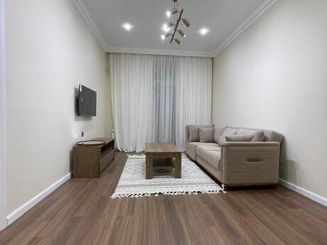 2 otaqlı köhnə tikili - Elmlər Akademiyası m. - 60 m²