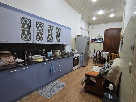 3-room apartment, 140 m², Nizami: 360 000 ₼ 3