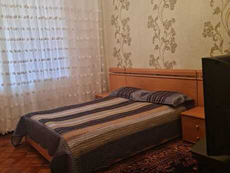 2 otaqlı köhnə tikili - İçəri Şəhər m. - 60 m²