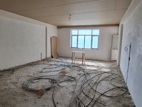 4 otaqlı yeni tikili - Nəsimi r. - 198 m²