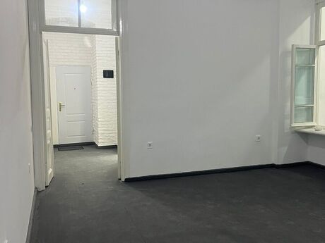 Объявление №5993321 - Баку, м. Сахил, 3-комн., 100 м², 1/4 этаж